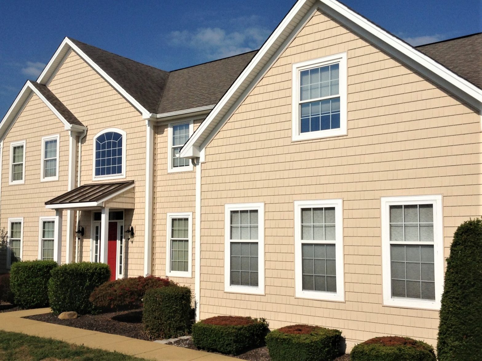 Pros & Cons of Different Types of Siding